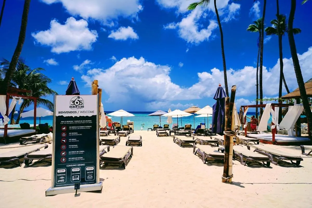 Backyard, Pool View, Walk To Beach, Dining, Shops 푼타 카나 0*,