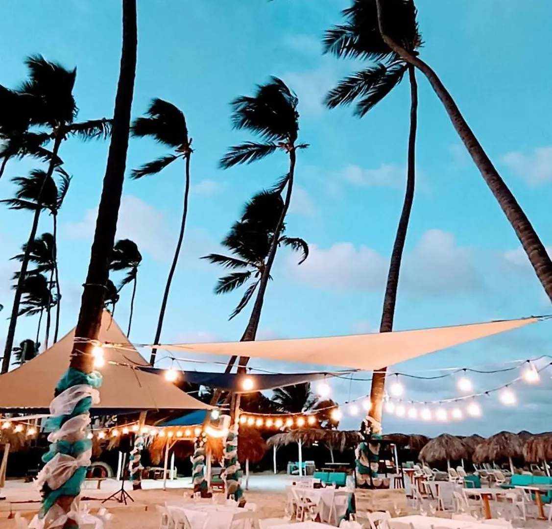 Backyard, Pool View, Walk To Beach, Dining, Shops Punta Cana Appartement